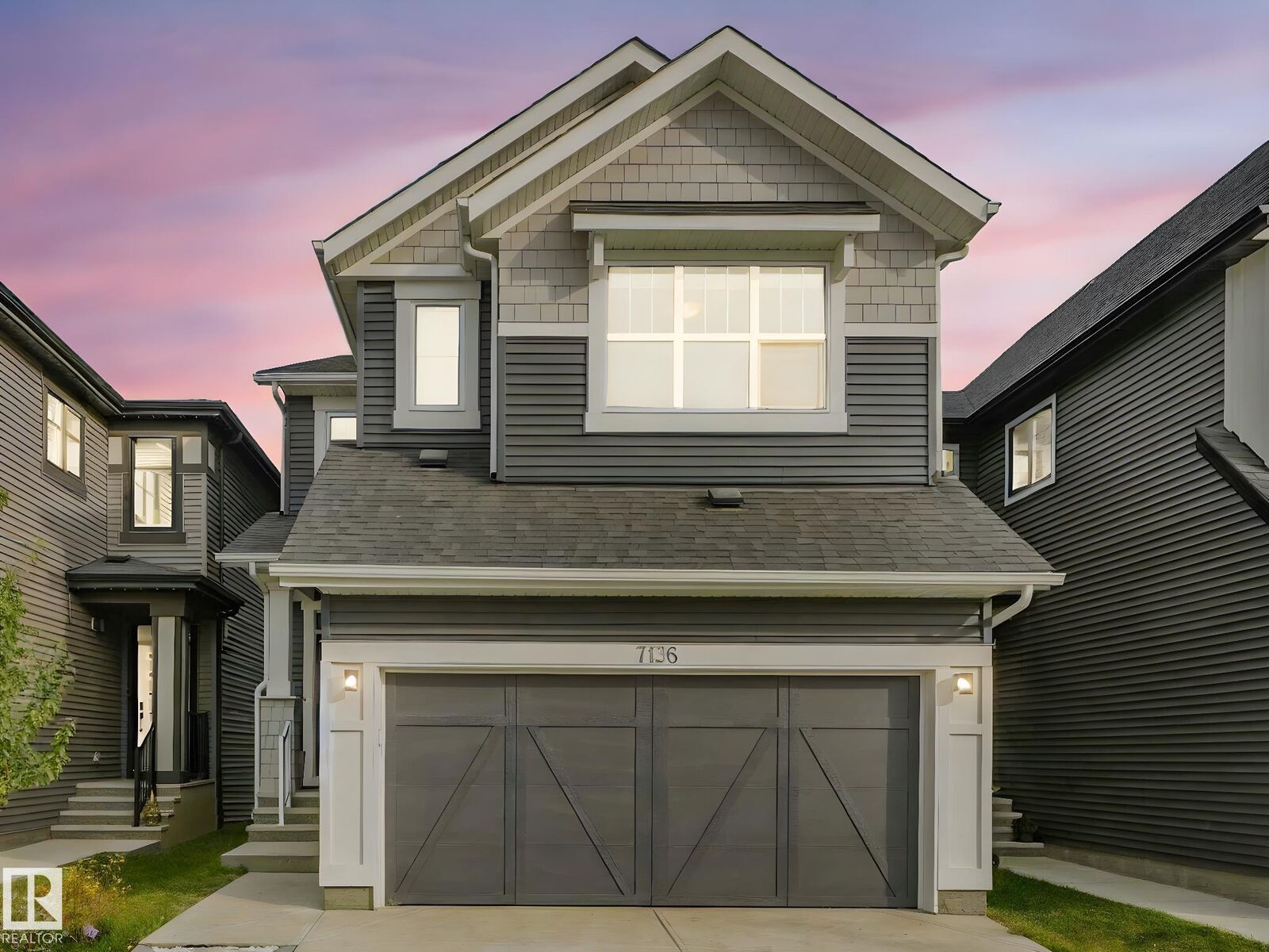 Property Photo:  7136 52 Avenue  AB T4X 2Z8 