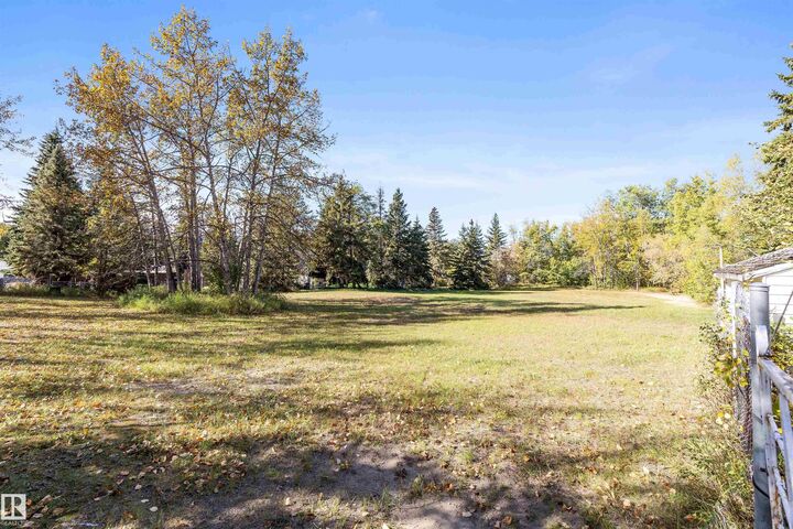 Property Photo: 55230 Rge Road 10 115 AB T8R 0K4