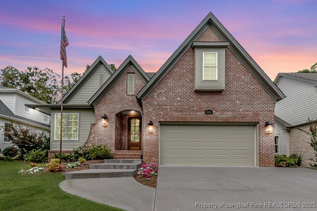 Property Photo: 401 Bridgewater Drive NC 27330