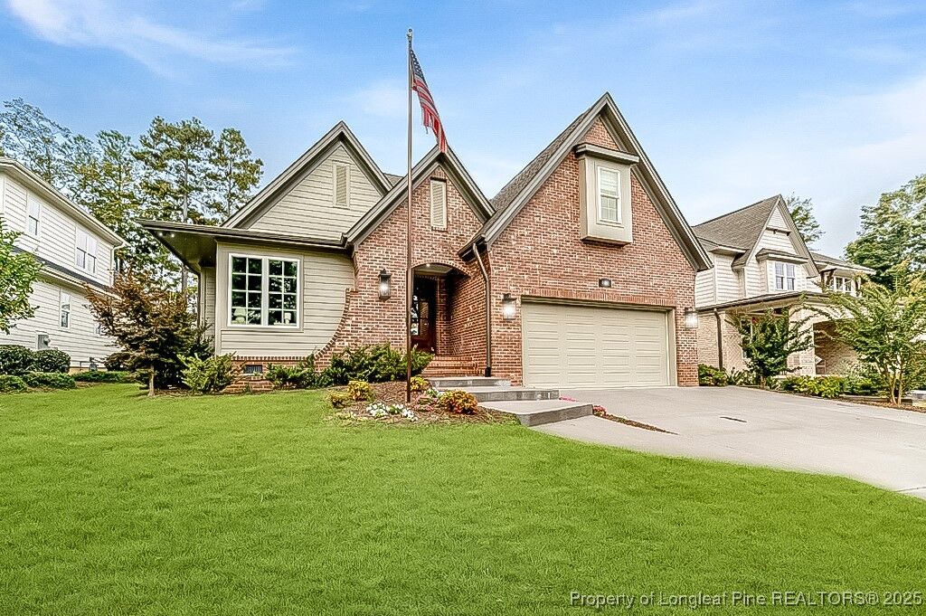 Property Photo:  401 Bridgewater Drive  NC 27330 