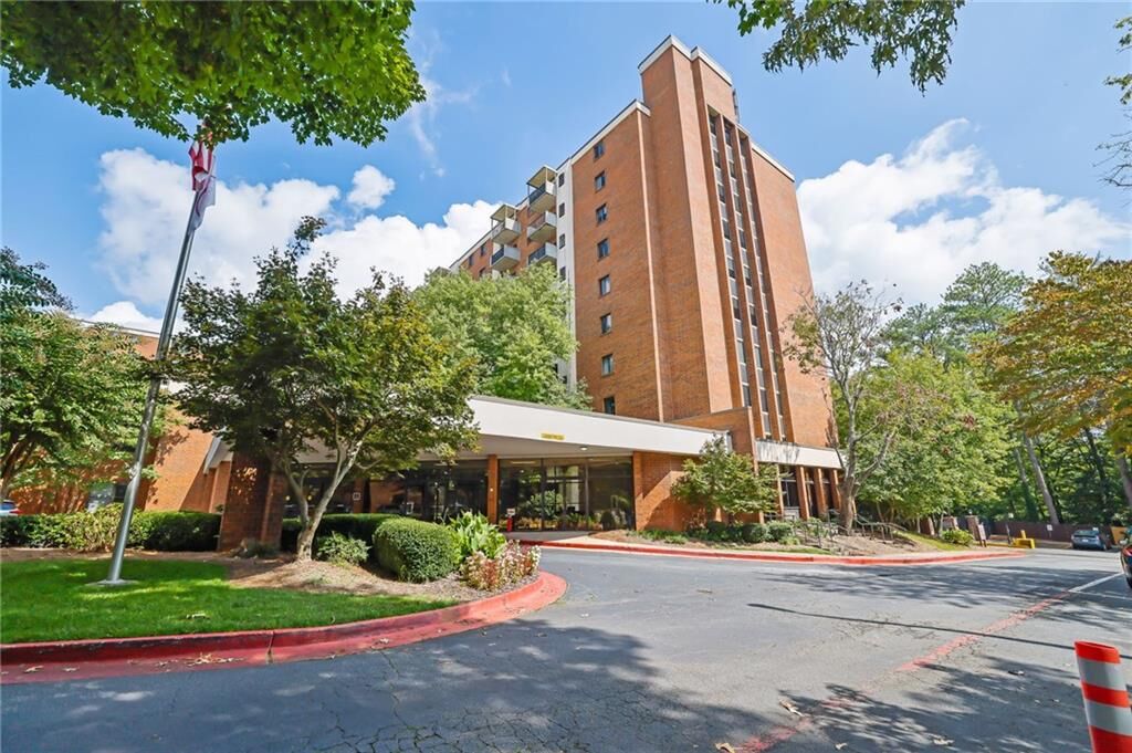 Property Photo: 300 Johnson Ferry Road B103 GA 30328