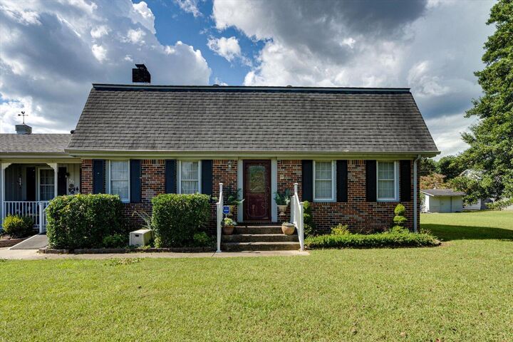 Property Photo: 1103 Hudson Avenue TN 37347