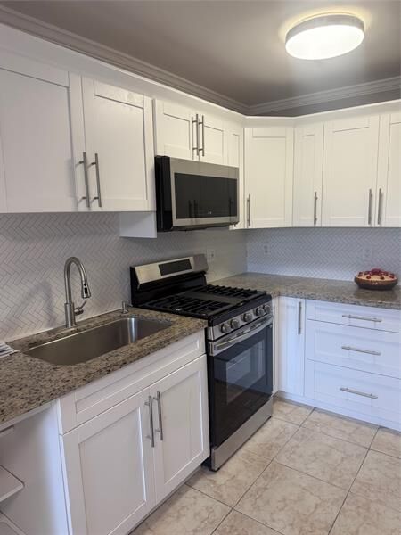 Property Photo:  20251 NE 2nd Ave 29  FL 33179 