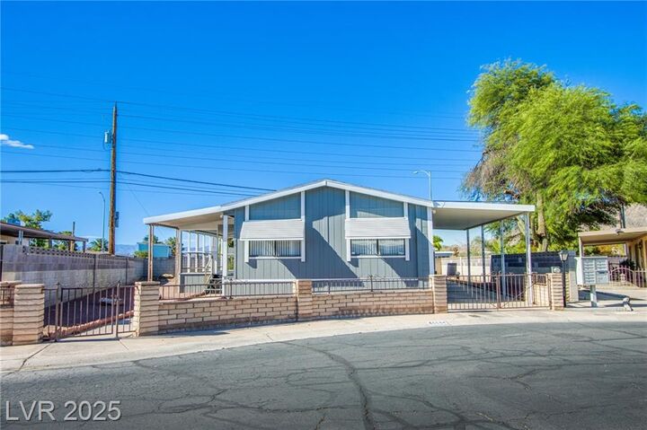 Property Photo: 5584 Aldama Road NV 89122