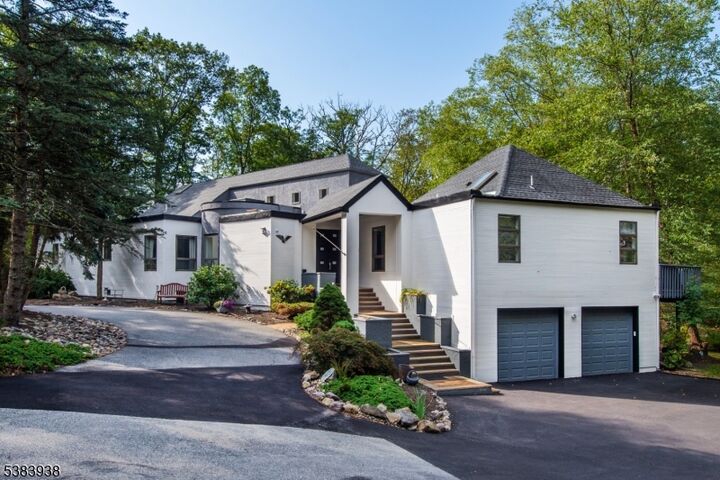 Property Photo:  4 Springwood Ter  NJ 07405