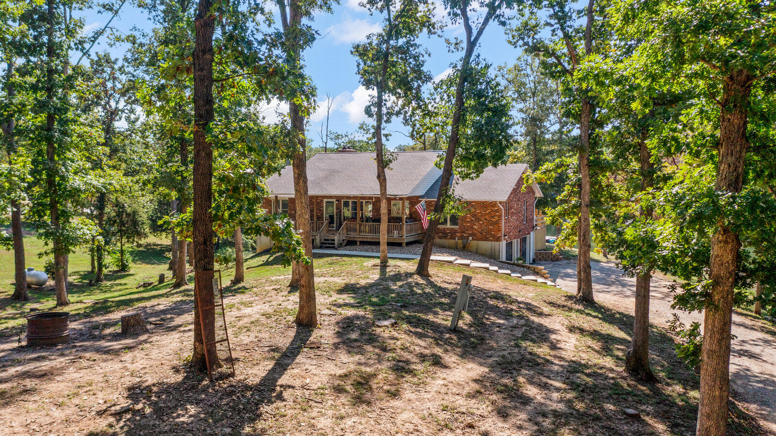 Property Photo: 4110 Tara Lake Drive MO 65251