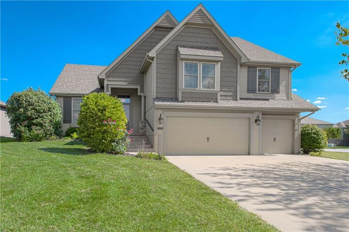 Property Photo:  9103 N Bales Avenue  MO 64156 