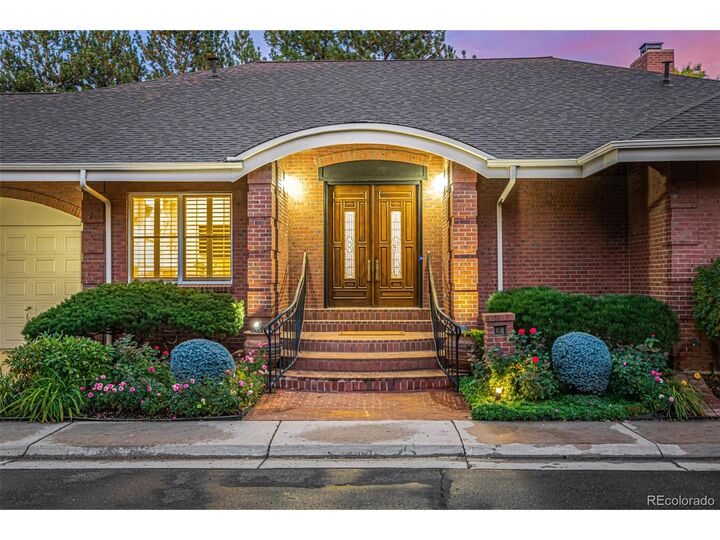 Property Photo:  400 S Steele St 64  CO 80209 