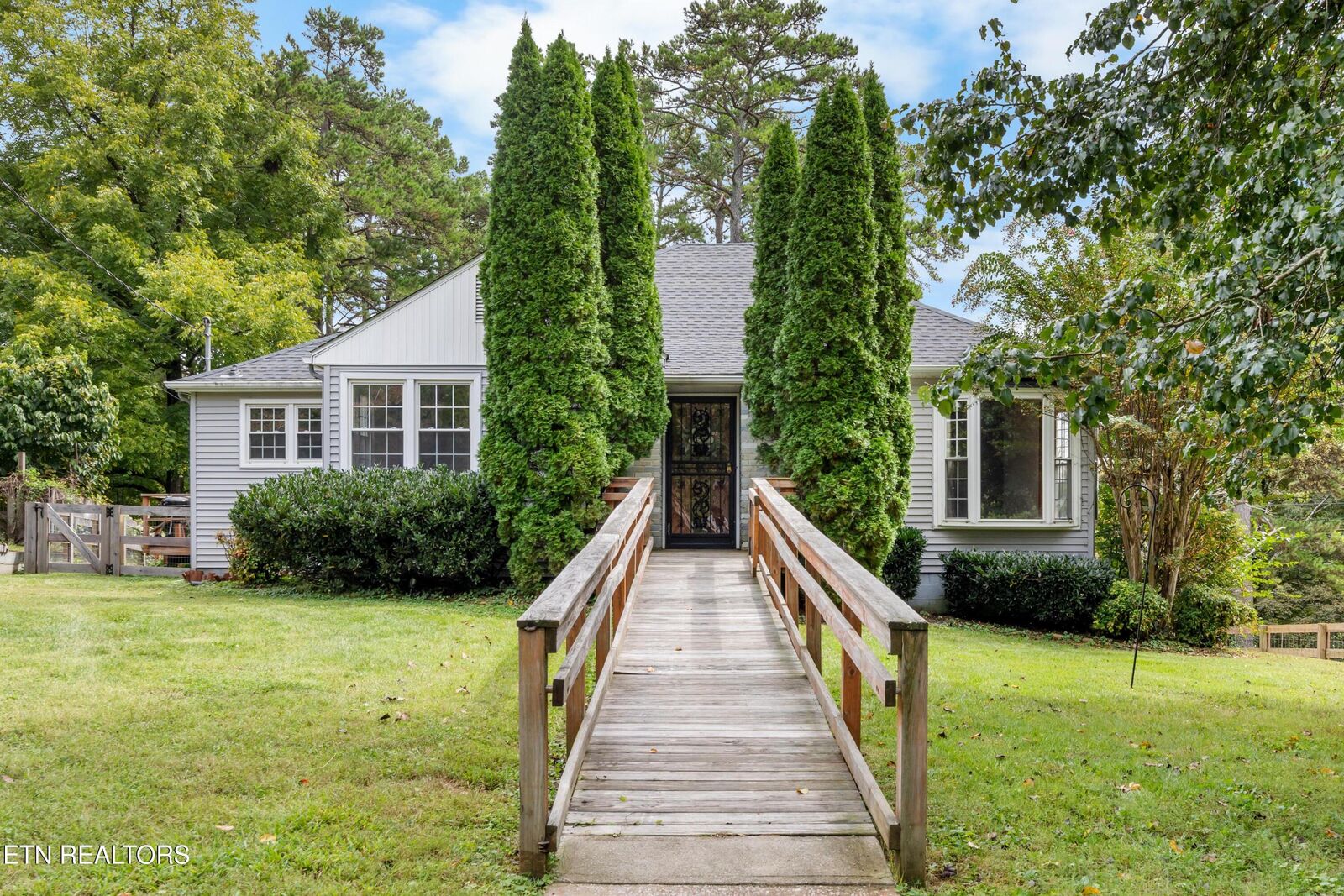 Property Photo:  5402 Morning Dove Circle  TN 37918 