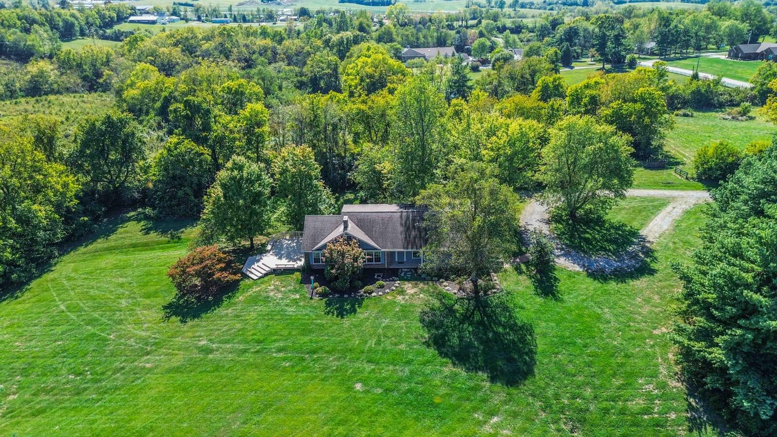 Property Photo: 203 Cardinal Drive KY 40475