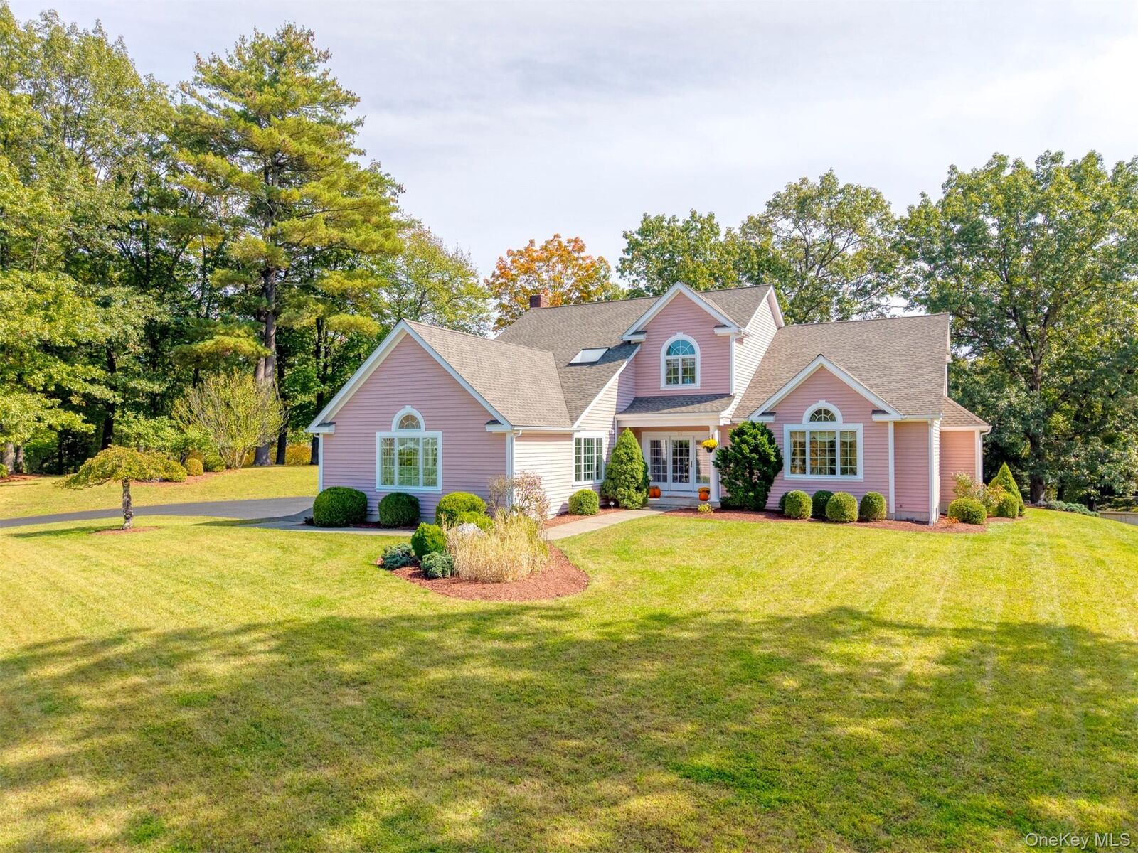 Property Photo:  25 Alison Court  NY 12401 