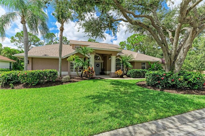 8400 Woodbriar Drive  Sarasota FL 34238 photo