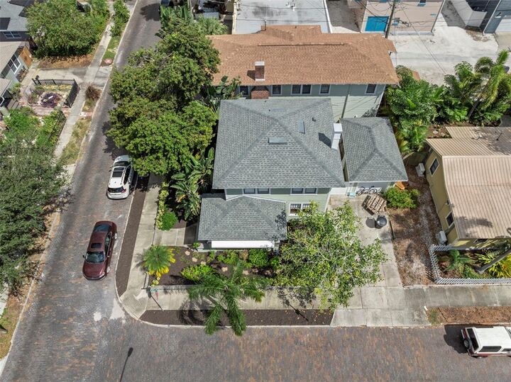 Property Photo: 540 11th Avenue N FL 33701