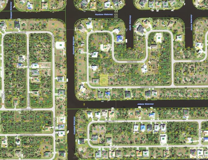 Property Photo: 14988 Amsterdam Avenue FL 33981