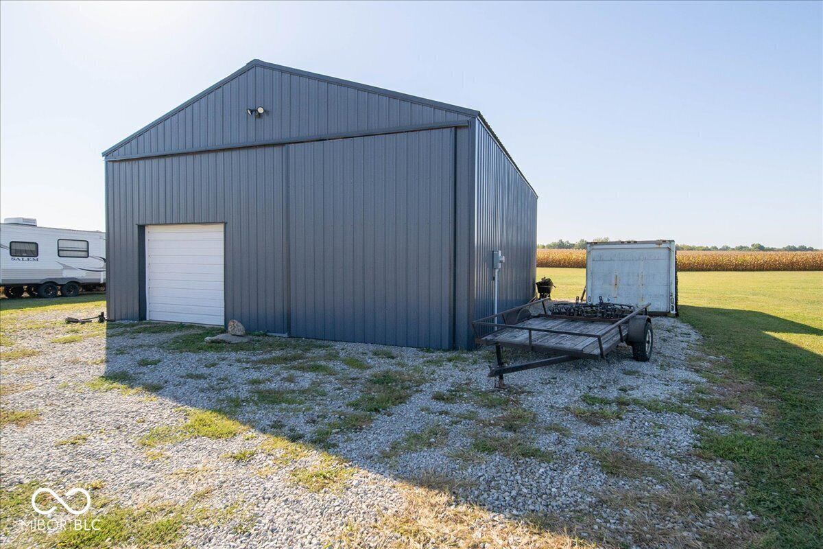 Property Photo:  5029 E 246th Street  IN 46030 