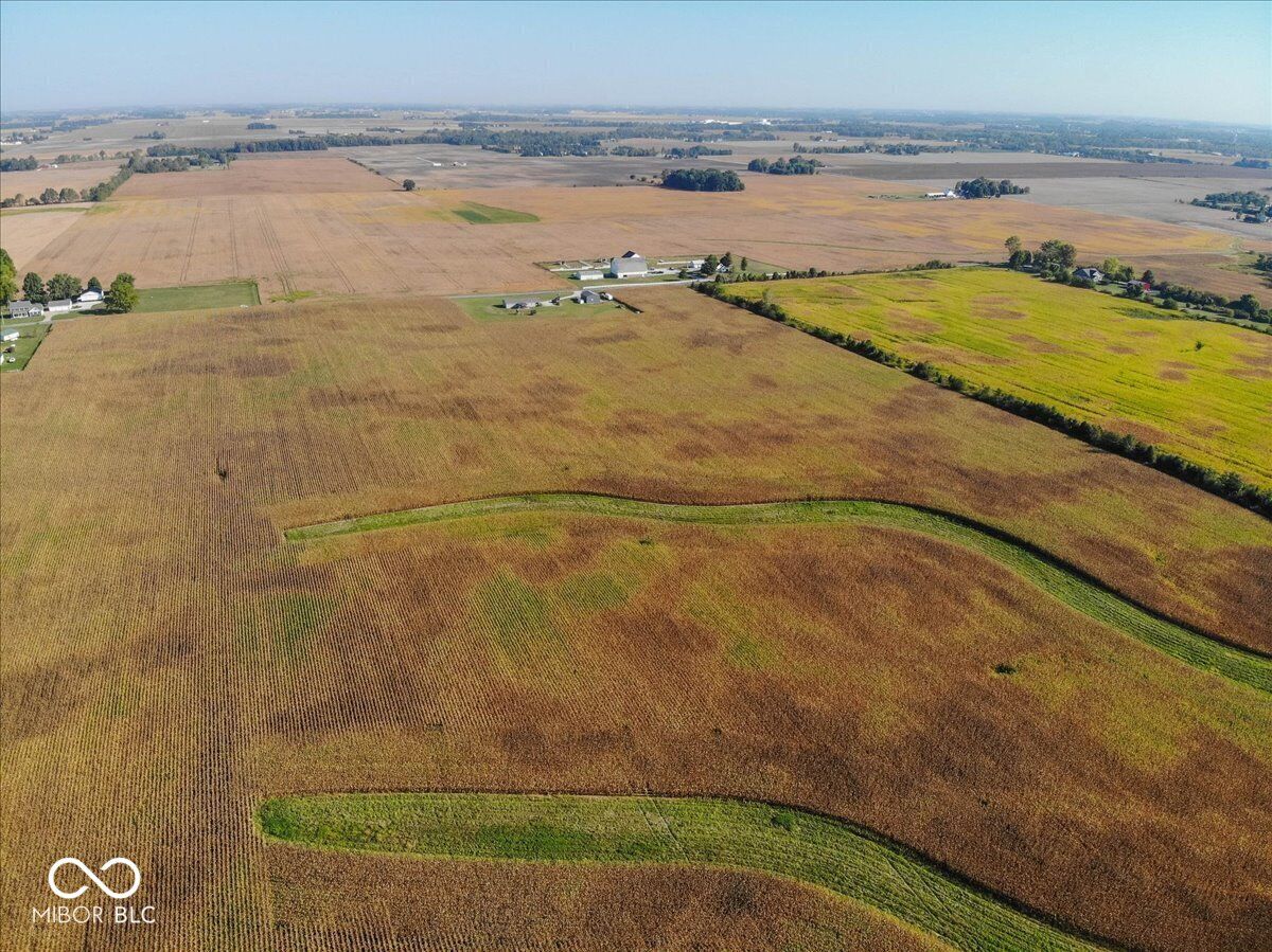 Property Photo:  5029 E 246th Street  IN 46030 