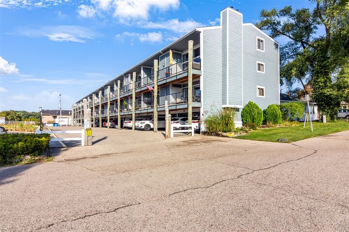 64 Griffith Street Street 17  Saugatuck MI 49453 photo