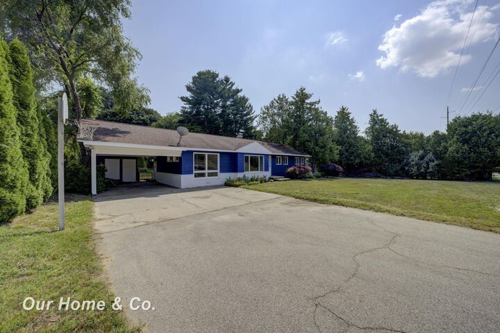 Property Photo: 6072 Center Road MI 49686