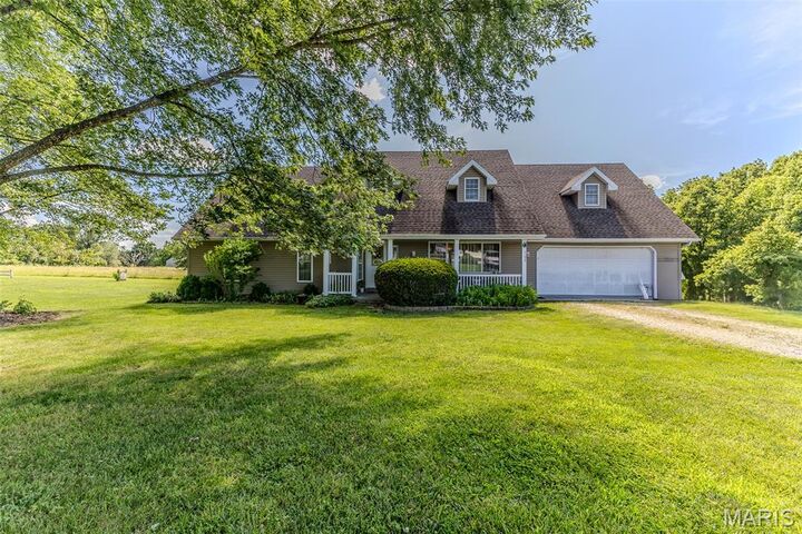 31201 Osborn Drive  Lebanon MO 65536 photo