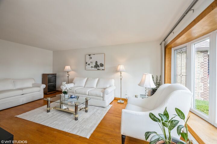 Property Photo:  6220 S McVicker Avenue  IL 60638 