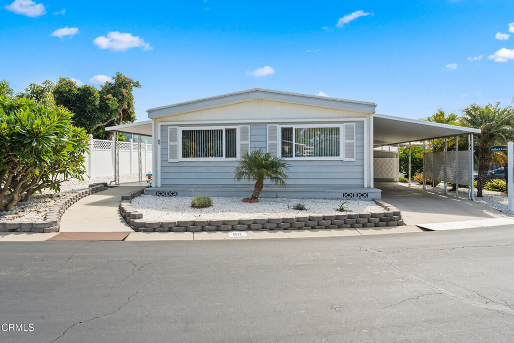 Property Photo:  90 Pollock Lane 90  CA 93003 
