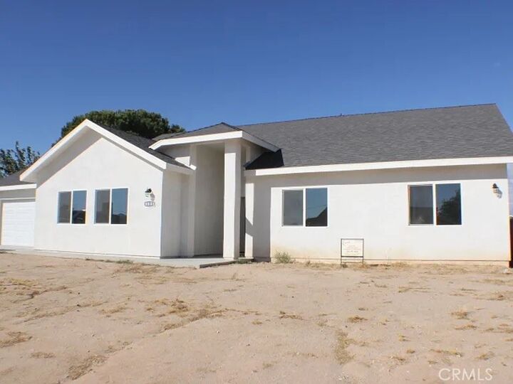 Property Photo:  9941 Susan Avenue  CA 93505 