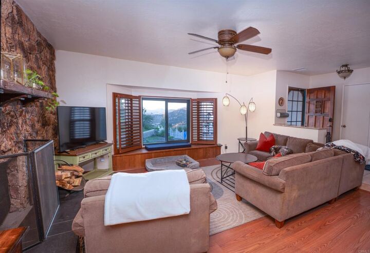 Property Photo:  1921 Via Corina  CA 91901 