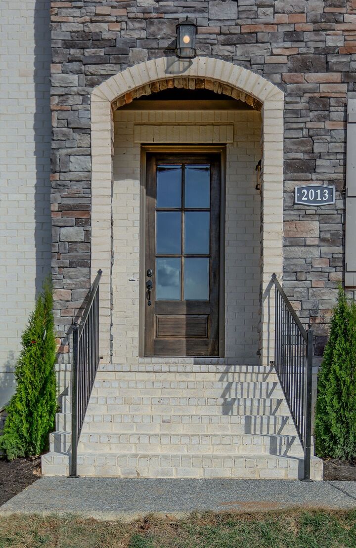 Property Photo:  127 Candice Court  TN 37128 