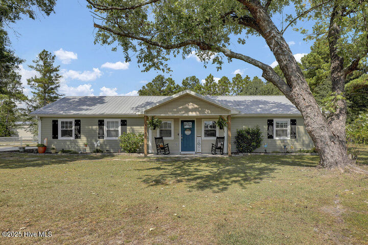 5813 Sidbury Road  Castle Hayne NC 28429 photo