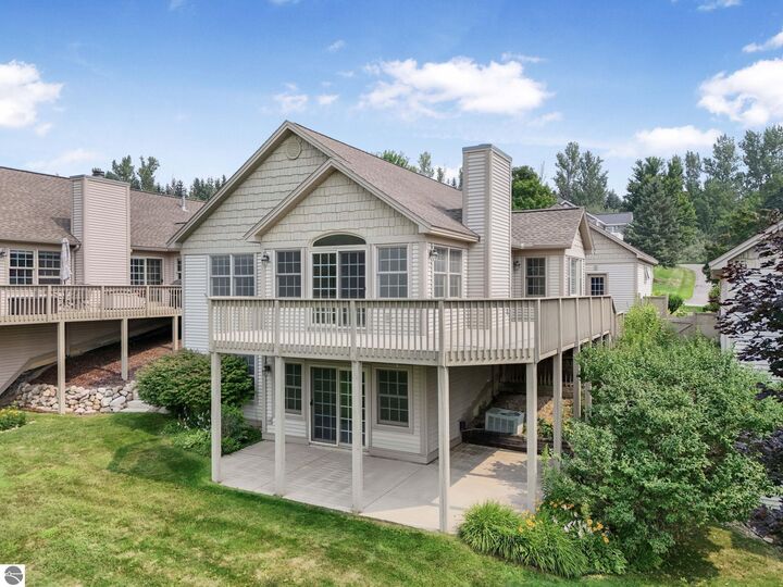 Property Photo:  2911 E Crown Drive  MI 49684 