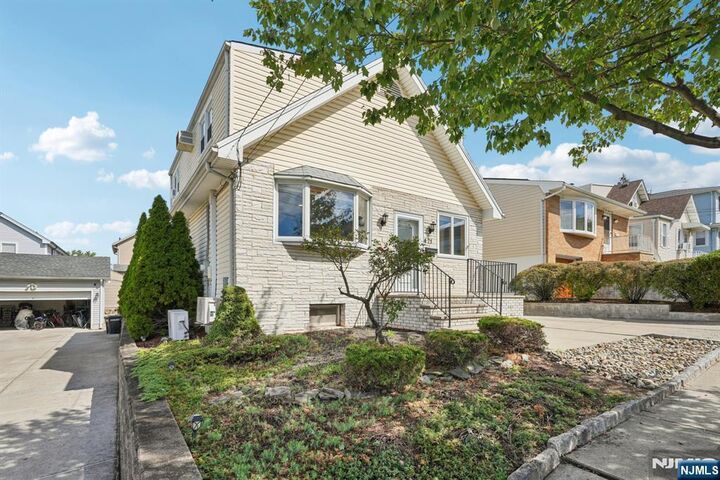 Property Photo: 471 Harding Avenue NJ 07071