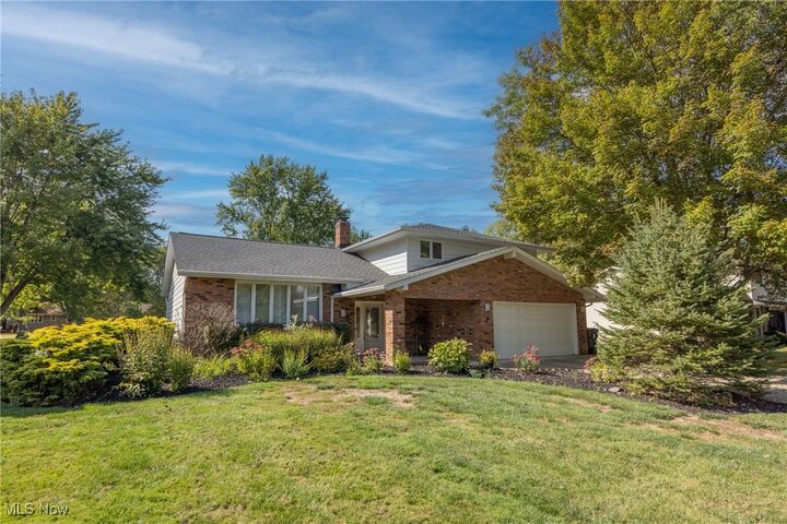 Property Photo: 6454 Huntington OH 44139
