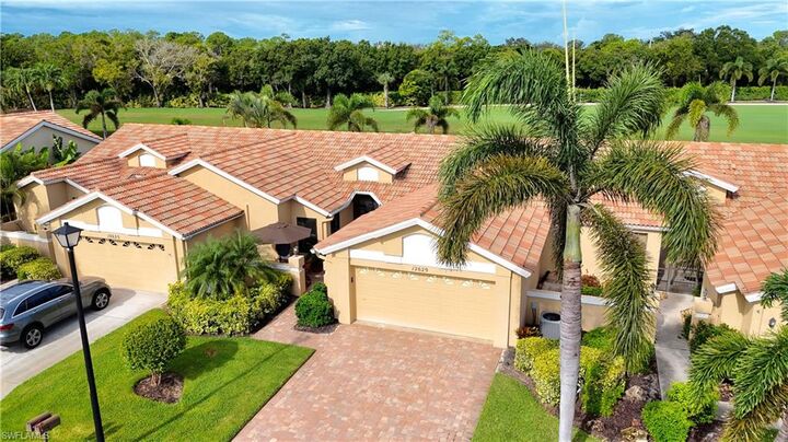 Property Photo:  12629 Glen Hollow Dr  FL 34135 