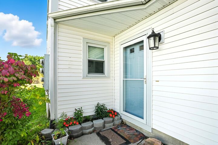 Property Photo:  47 Saybrook Road  VT 05452 
