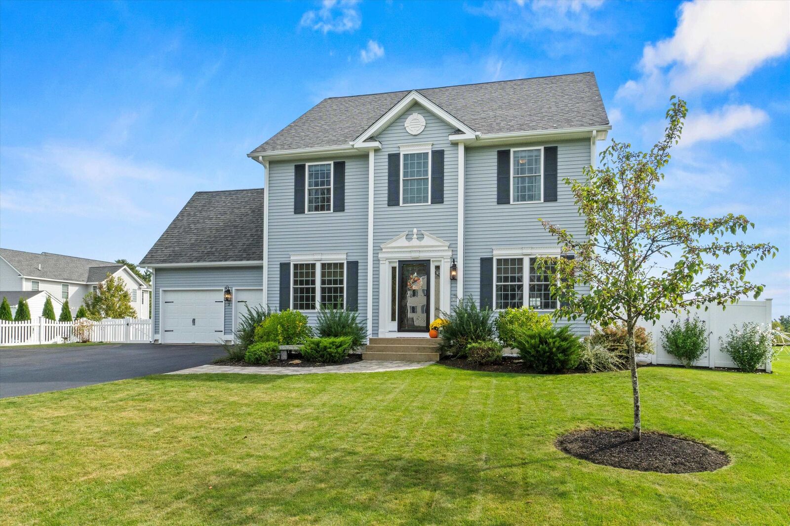 Property Photo:  3 Bellflower Hollow  NH 03053 