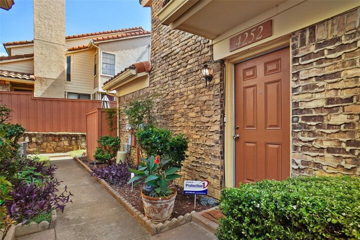 Photo de la propriété:  4252 Madera Road  TX 75038