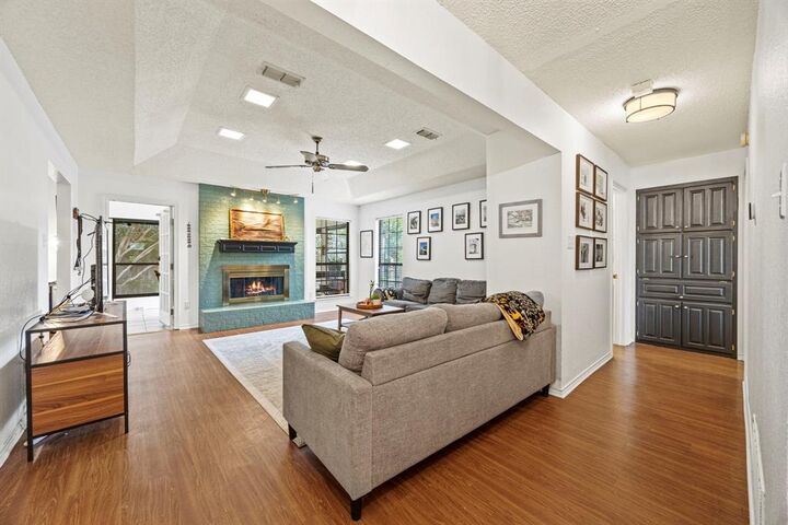 Property Photo:  1519 Brook Forest Drive  TX 76063 