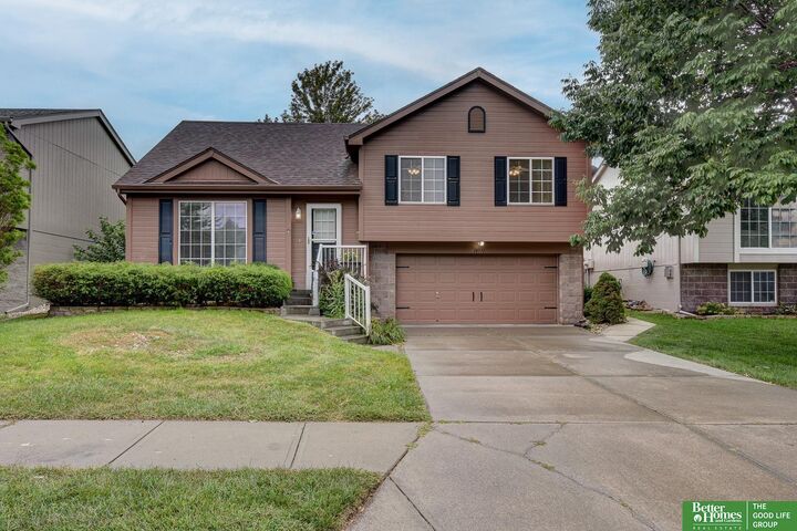 18711 Borman Street  Omaha NE 68135 photo