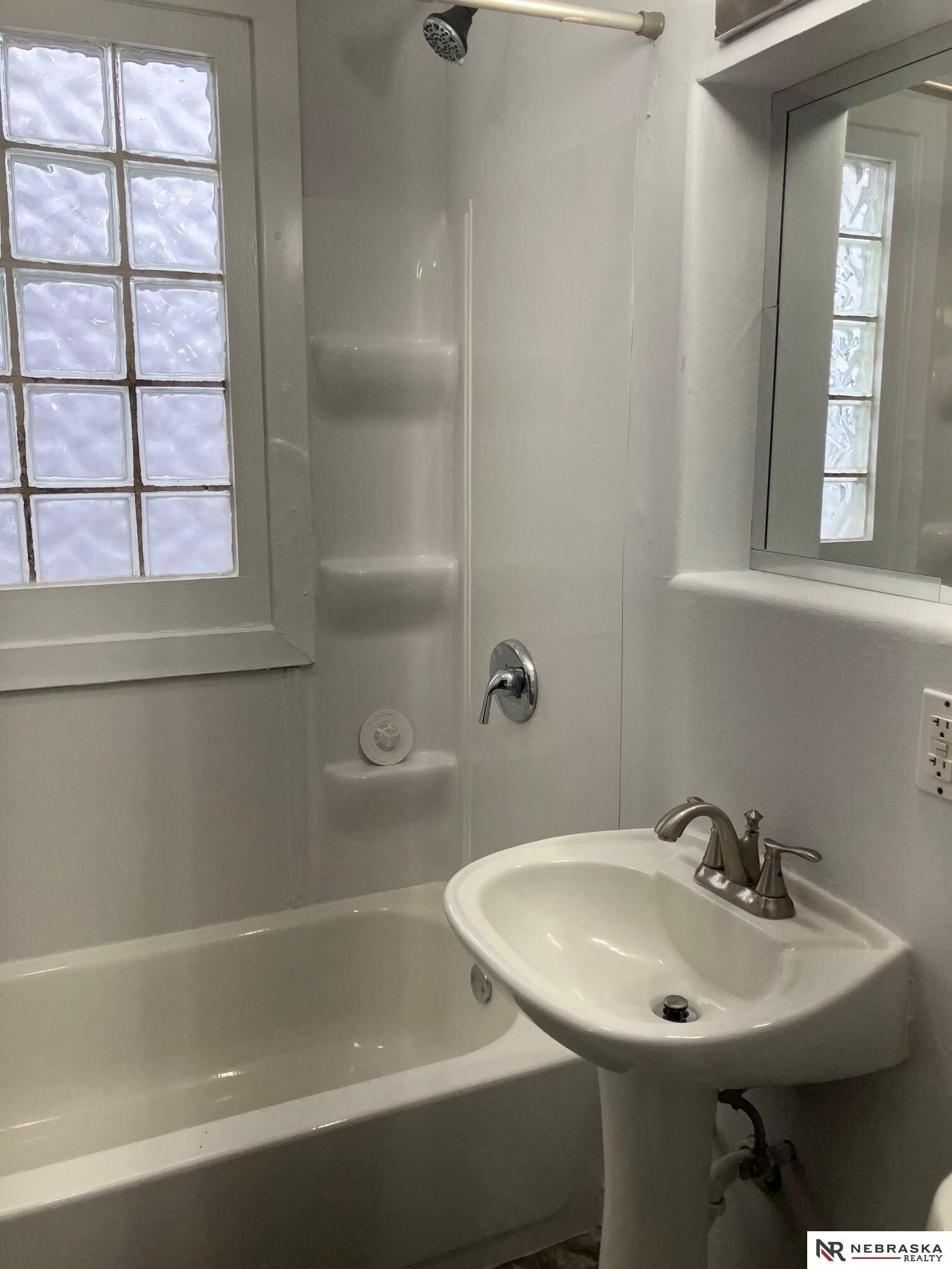 Property Photo:  306 N 43rd Street  NE 68131 
