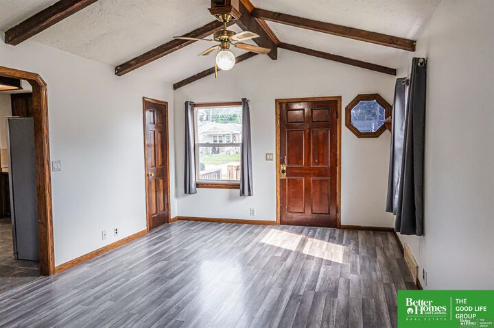 Property Photo:  4472 S 61st Avenue  NE 68117 