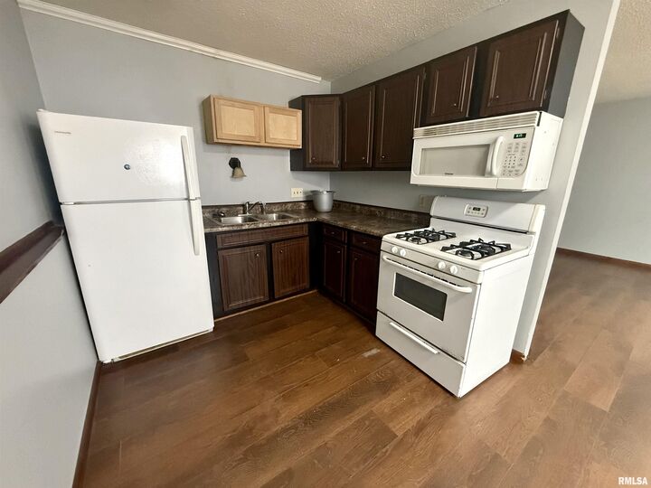 Property Photo:  3553 Kimberly Downs Road  IA 52806 