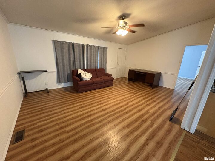 Property Photo:  308 E Prairie Street  IL 62801 