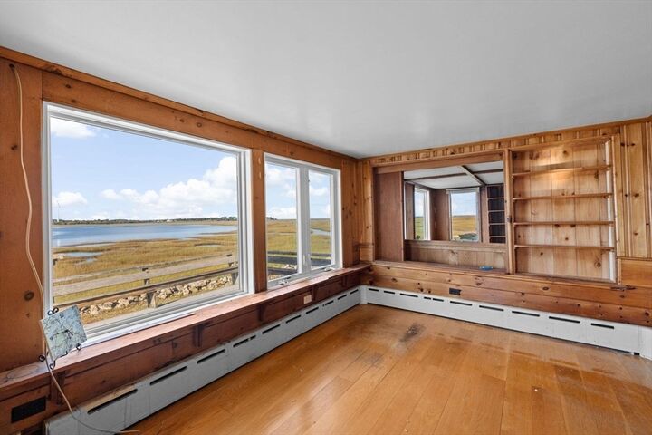 Property Photo:  26 Damons Point Circle  MA 02050 