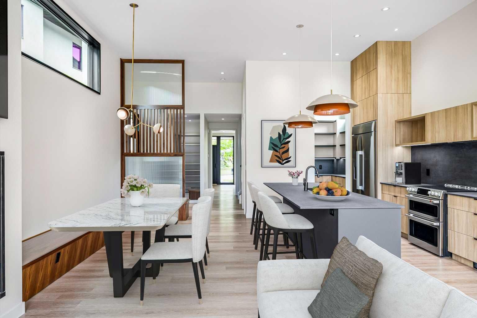 Property Photo:  3D Willow Crescent SW  AB T3C 3B8 