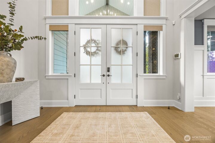 Property Photo:  5207  Isola Place NW  WA 98027 