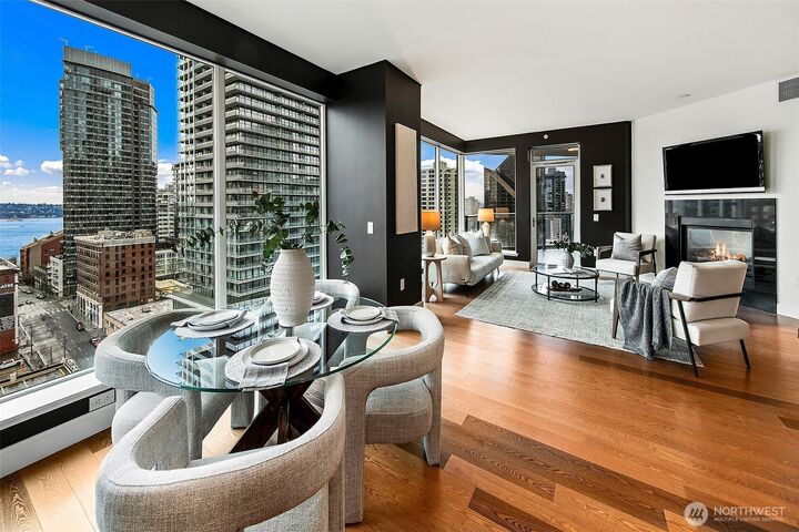 Property Photo:  1920  4th Avenue 1702  WA 98101 