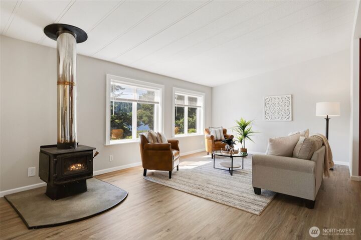 Property Photo: 5255 Apollo Road WA 98260