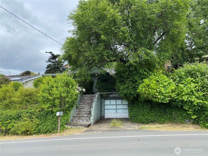 Property Photo:  6322 NE 181st Street  WA 98028 