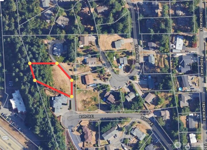 Property Photo:  18 Xx  85th Street E  WA 98391 