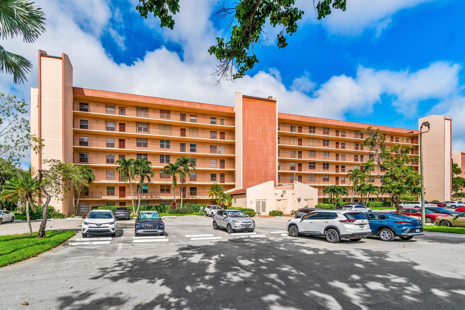 Property Photo:  14671 Bonaire Boulevard 409  FL 33446 